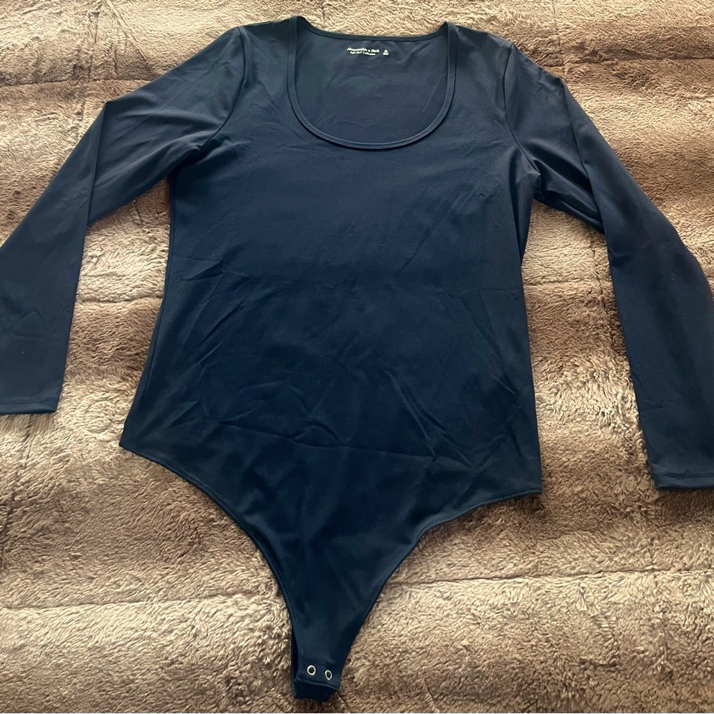 ✨Abercrombie & Fitch Black Long Sleeve Bodysuit ✨